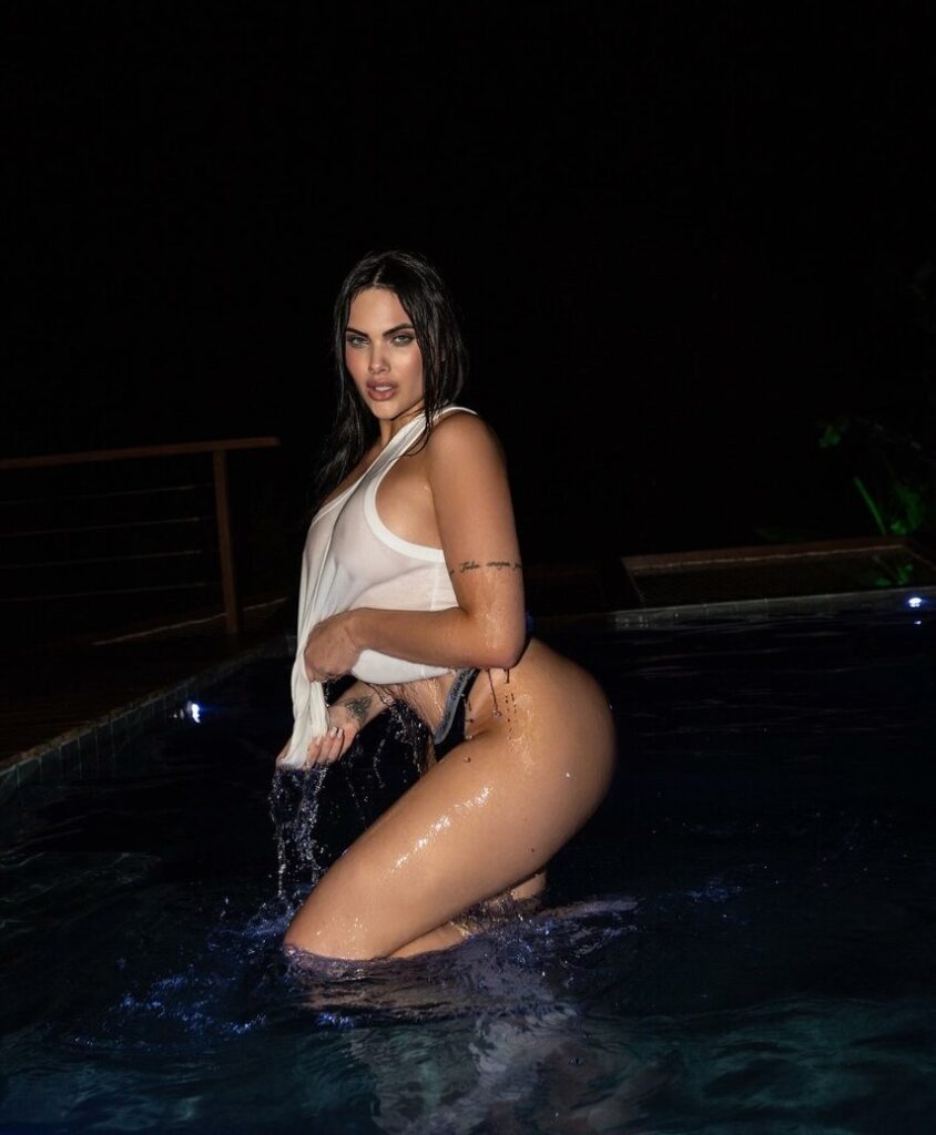 Vazou Emily Garcia Emily garcia 1 844x1024